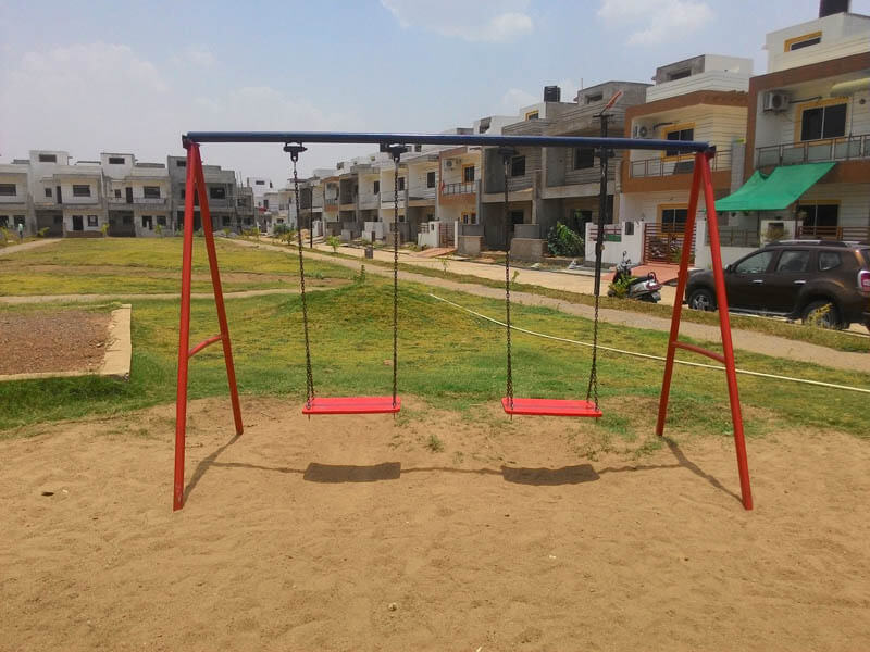 Double Swing With Wooden Seats